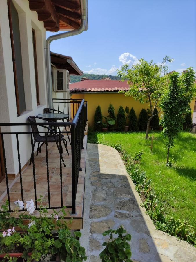 Family Hotel "Slavianska Dusha" Veliko Tarnovo Buitenkant foto