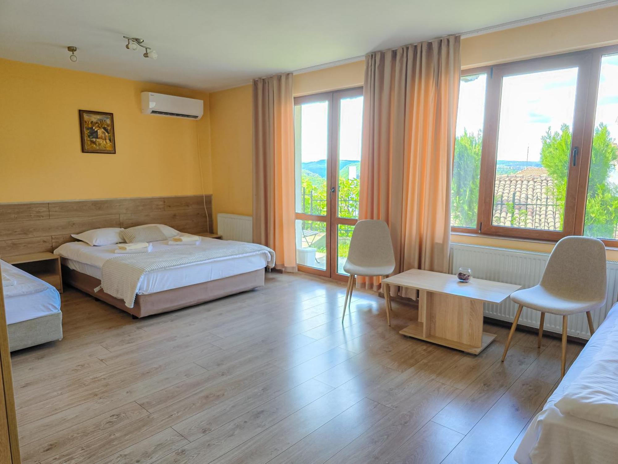 Family Hotel "Slavianska Dusha" Veliko Tarnovo Buitenkant foto