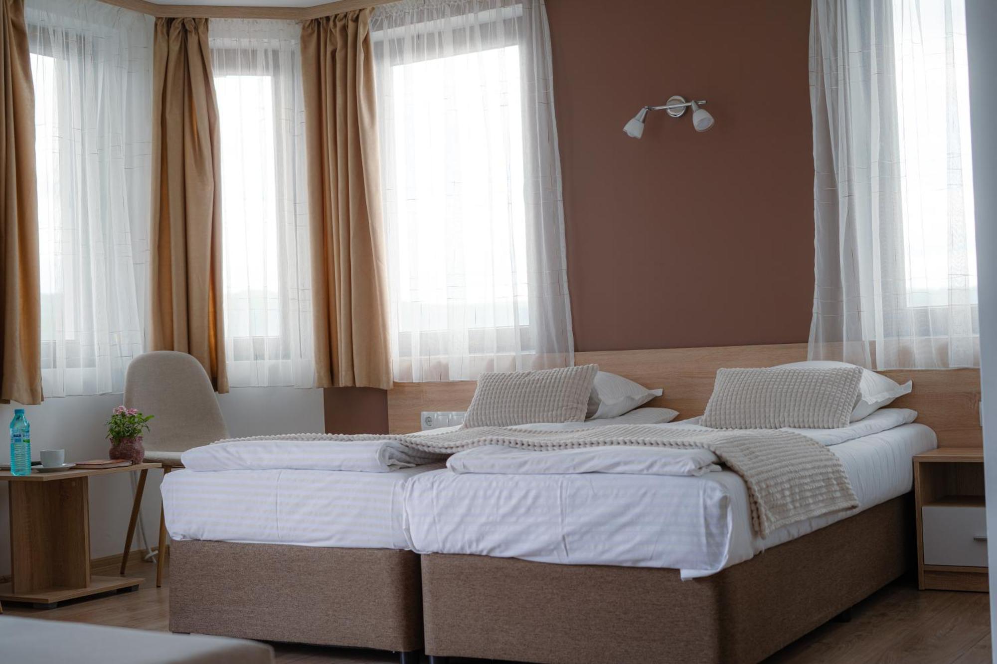 Family Hotel "Slavianska Dusha" Veliko Tarnovo Buitenkant foto