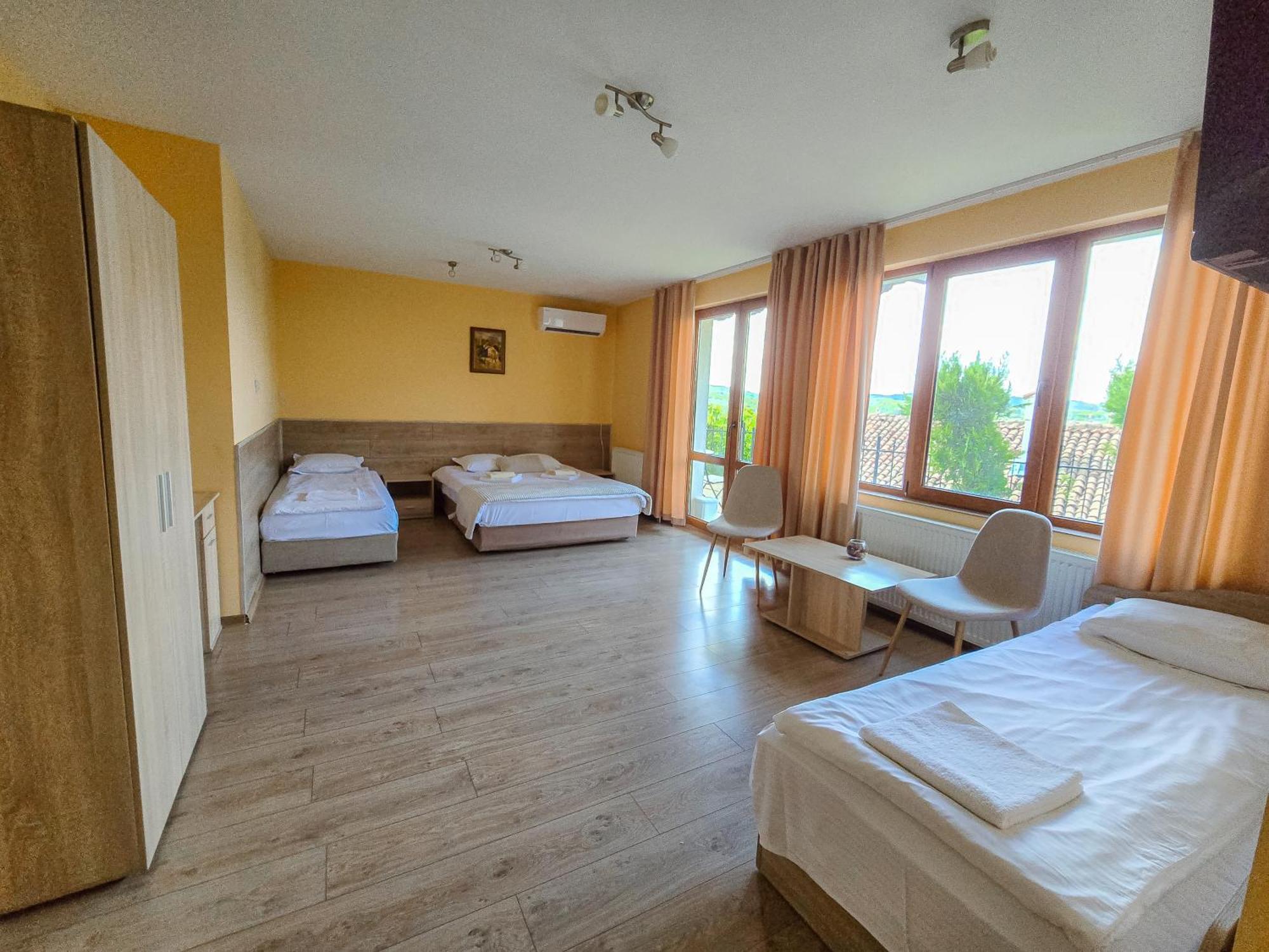 Family Hotel "Slavianska Dusha" Veliko Tarnovo Buitenkant foto