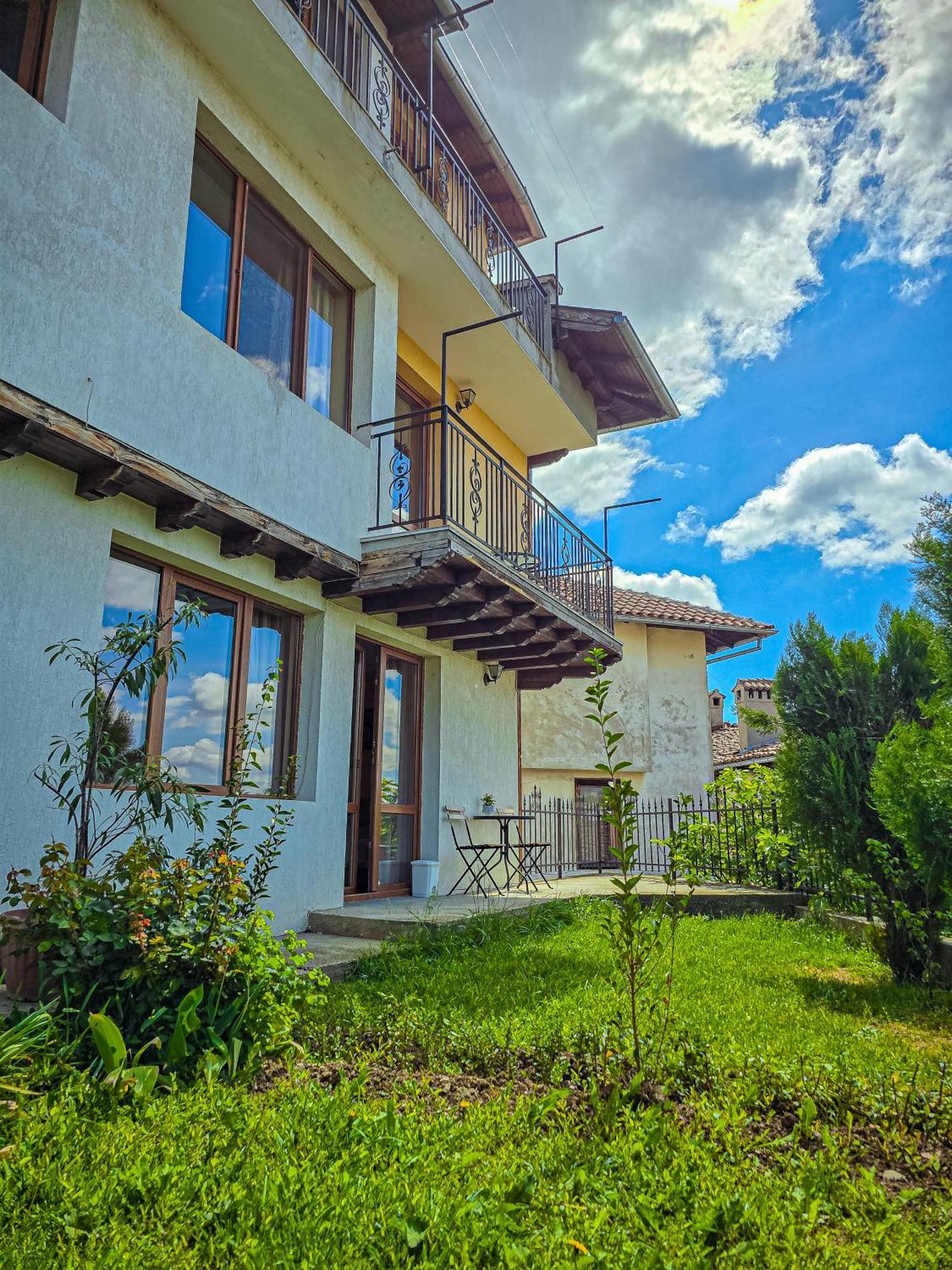 Family Hotel "Slavianska Dusha" Veliko Tarnovo Buitenkant foto
