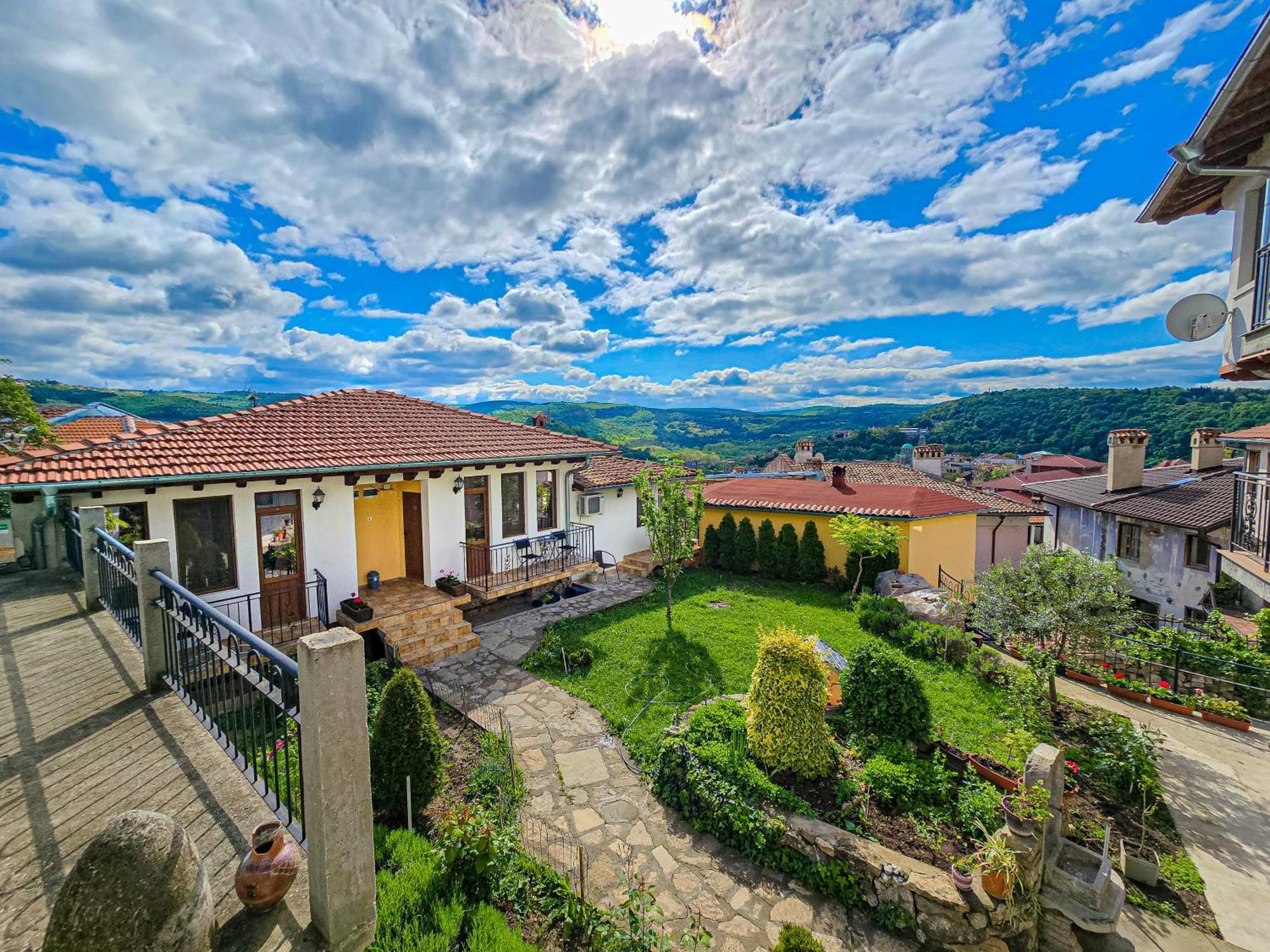 Family Hotel "Slavianska Dusha" Veliko Tarnovo Buitenkant foto