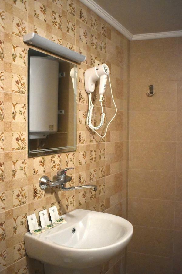 Family Hotel "Slavianska Dusha" Veliko Tarnovo Buitenkant foto